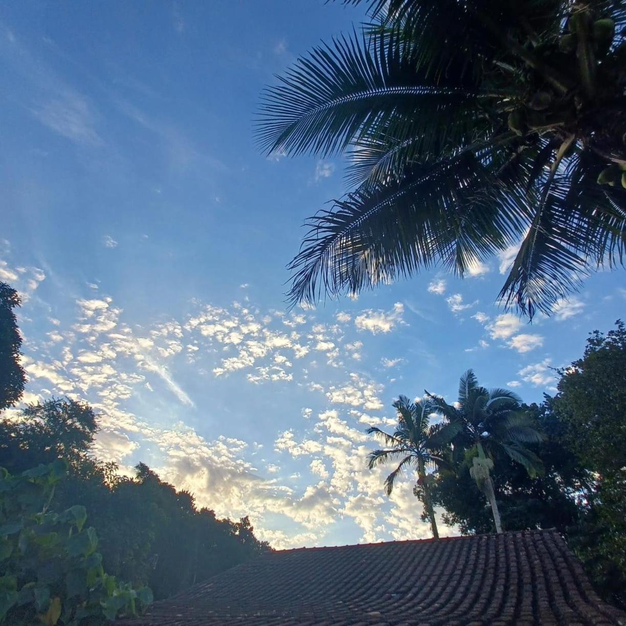 Suítes Estou de Férias Parati Esterno foto